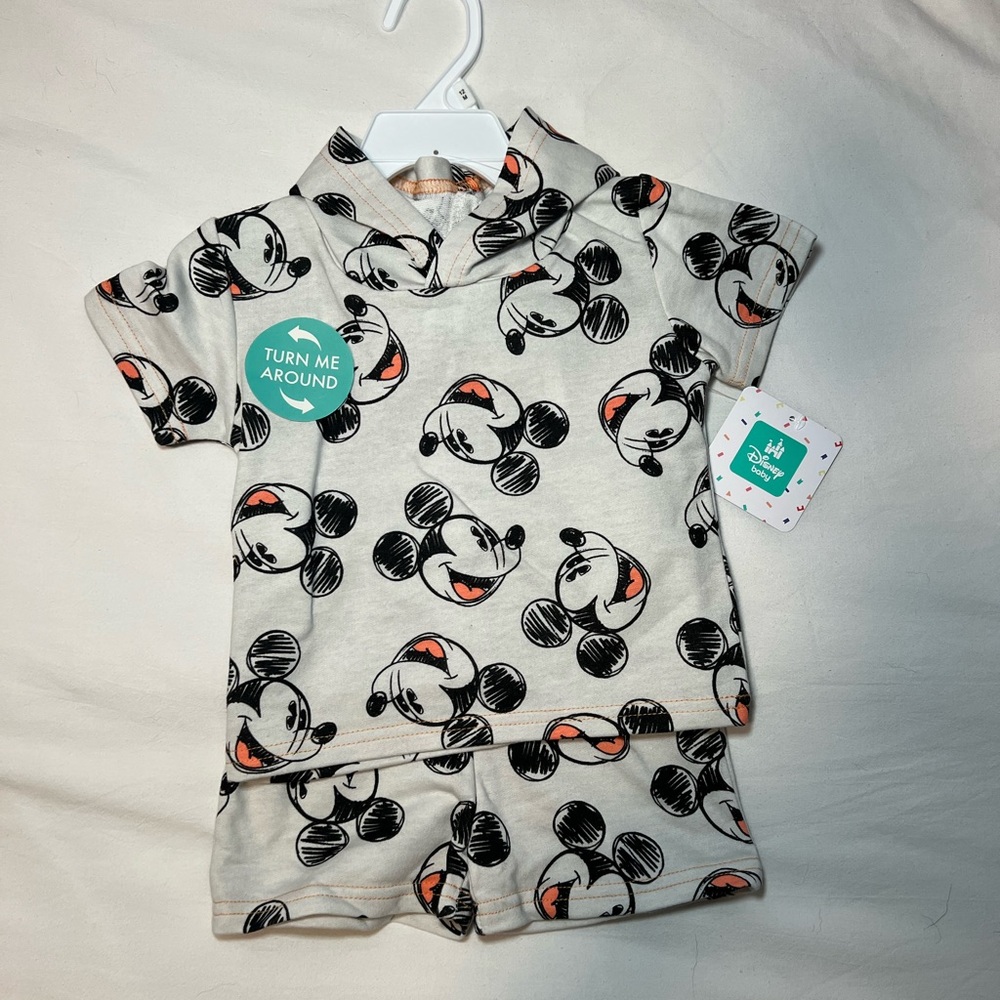 Disney baby mickey mouse head matching set